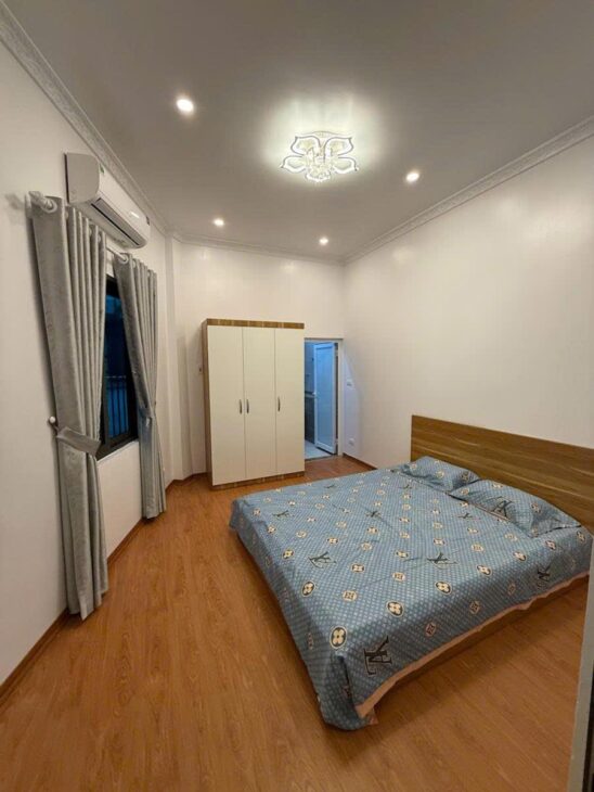 Bán nhà 32m², 5 tầng, 3PN, 4WC, Định Công Hạ, Hoàng Mai, 4.6 tỷ – Sổ đỏ