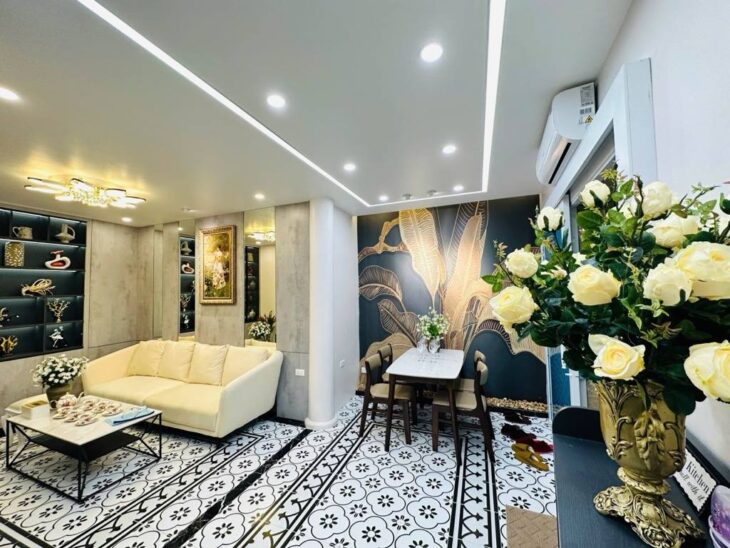 Đội Cấn Ba Đình – lô góc – ngõ thông – ô tô vào nhà – 110m nhỉnh 24 tỷ