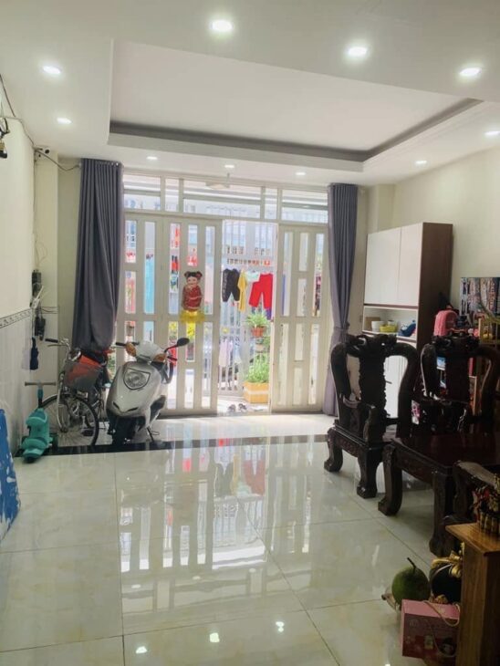 Nhà 2 tầng ngay VinCom Trần Trọng Cung, 57m2, hẻm xe hơi, 487 Võ Thị Nhờ, Tân Thuận Đông Quận 7-Giá