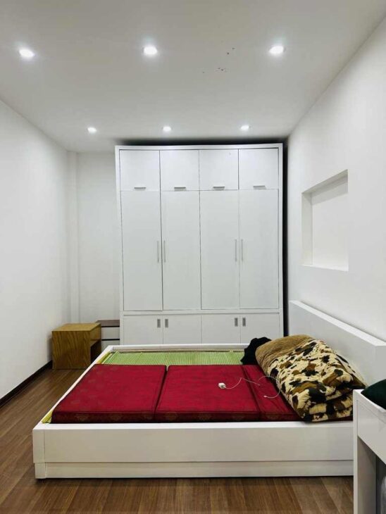 NHỈNH 7 TỶ – DÂN XÂY – 5 TẦNG VUÔNG VẮN – FULL TIỆN ÍCH