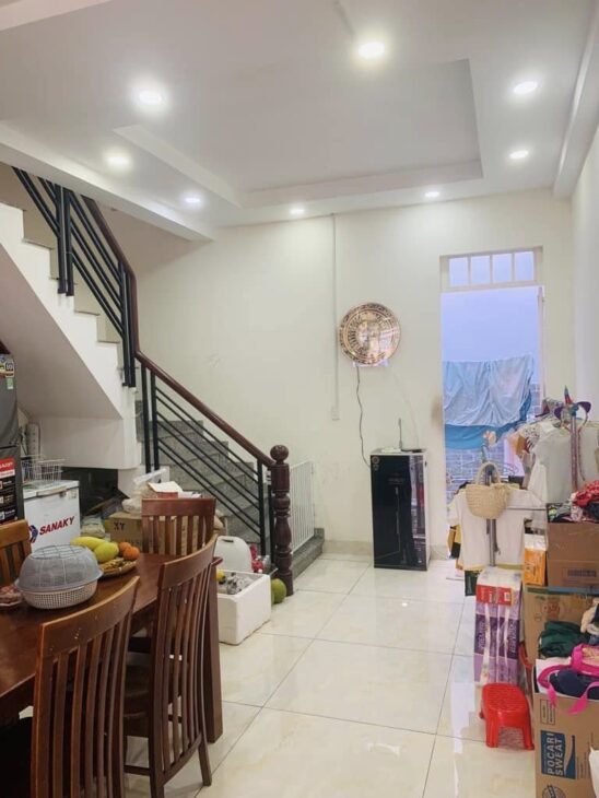 Nhà 2 tầng ngay VinCom Trần Trọng Cung, 57m2, hẻm xe hơi, 487 Võ Thị Nhờ, Tân Thuận Đông Quận 7-Giá