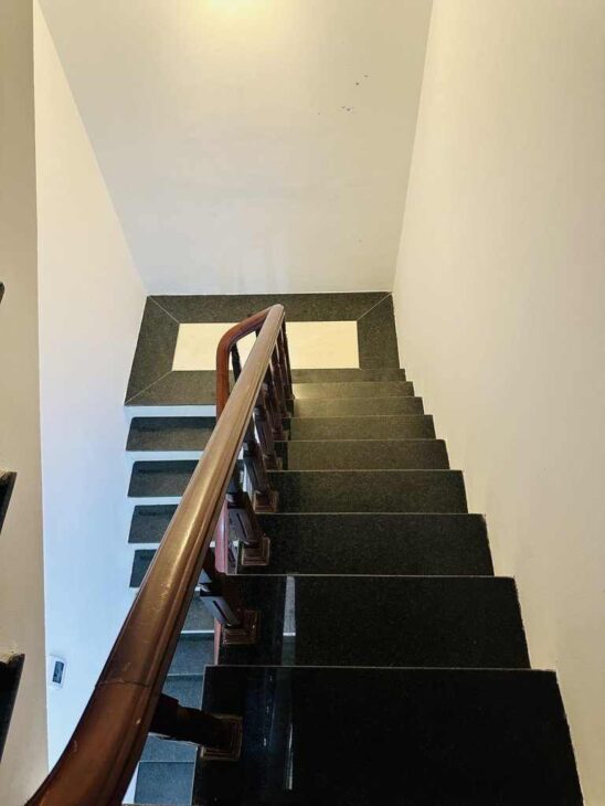 NHỈNH 7 TỶ – DÂN XÂY – 5 TẦNG VUÔNG VẮN – FULL TIỆN ÍCH