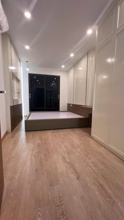 BÁN NHÀ MẶT PHỐ CỰ LỘC THANH XUÂN, VỈA HÈ KINH DOANH, NHÀ MỚI 6T THANG MÁY, GIÁ 11..X TỶ