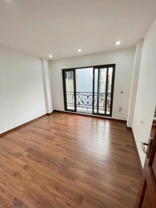 Nhà Cự Khê, Sát KĐT Thanh Hà. Ô Tô Đỗ Gần Cửa 35m, 4.5 Tầng,