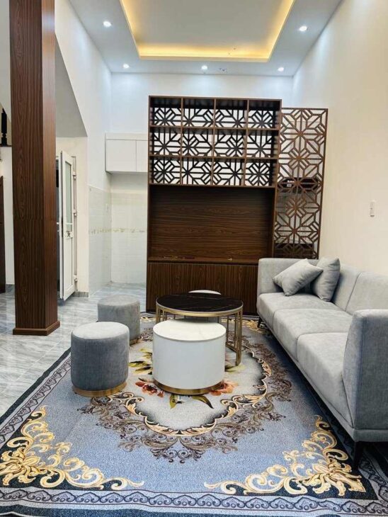 NHỈNH 7 TỶ – DÂN XÂY – 5 TẦNG VUÔNG VẮN – FULL TIỆN ÍCH