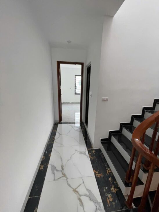 Nhà Cự Khê, Sát KĐT Thanh Hà. Ô Tô Đỗ Gần Cửa 35m, 4.5 Tầng,