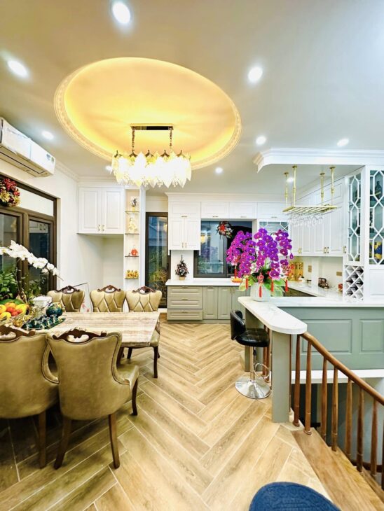 Phân lô Ba Đình – nhà đẹp ở ngay 55m * 6 tầng thang máy – vỉa hè – ô tô tránh – 20 tỷ