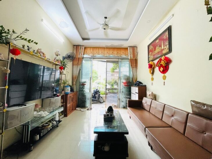 BÁN NHÀ HOÀNG VĂN THÁI THANH XUÂN, PHÂN LÔ OTO ĐỖ CỬA, DT50M2 HAI THOÁNG; 10.X TỶ