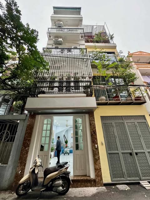 VIP! PHẠM NGỌC THẠCH – ĐỐNG ĐA, KINH DOANH, Ô TÔ ĐỔ CỬA, SỔ ĐẸP, 4 NGỦ: 44M, 5T, GIÁ 15 TỶ