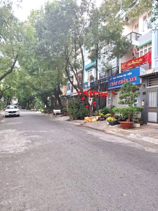 4x18m KDC An Phú Hưng P Tân Phong Q7 – 4 tầng đẹp – mặt tiềnđường 12m – giá 13.9 tỷ