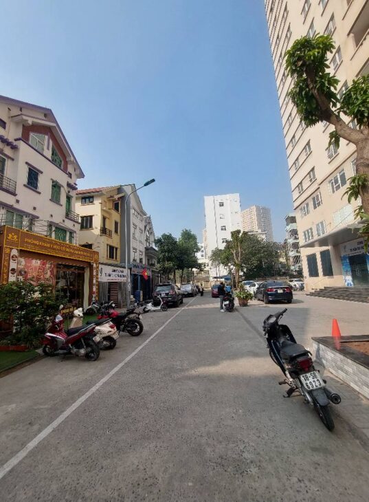 BIỆT THỰ VIP-VIEW CHUNG CƯ- Dự án Intracom Trung Văn 144m2/4Tầng/MT 6.2m 31 Tỷ