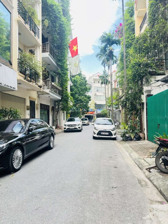 HIẾM, BÁN TRONG NGÀY NHÀ ĐẸP 45M2* 6T HOÀNG VĂN THÁI GẦN HỒ, GẦN Ô TÔ ĐỖ, NHỈNH 7 TỶ, LH 0975666943