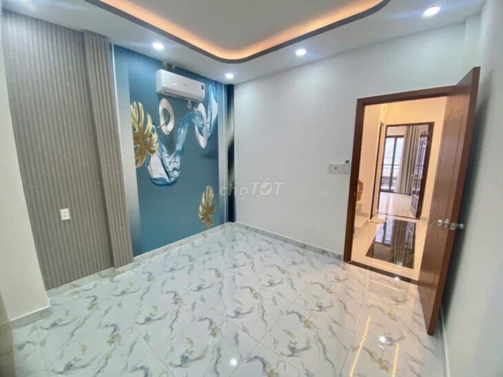 Nhà 2 Lầu Sân Thượng_Đường 6m_Phan Huy Ích