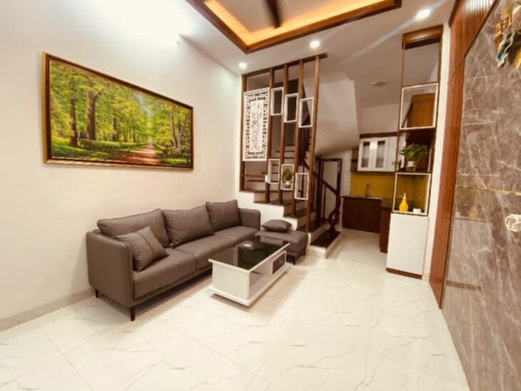 BÁN NHÀ CHÙA QUỲNH ,TRUNG TÂM HAI BÀ TRƯNG, CỰC HIẾM ,Ô TÔ 50M , FULL NỘI THẤT,- CHỈ VIỆC XÁCH VALI