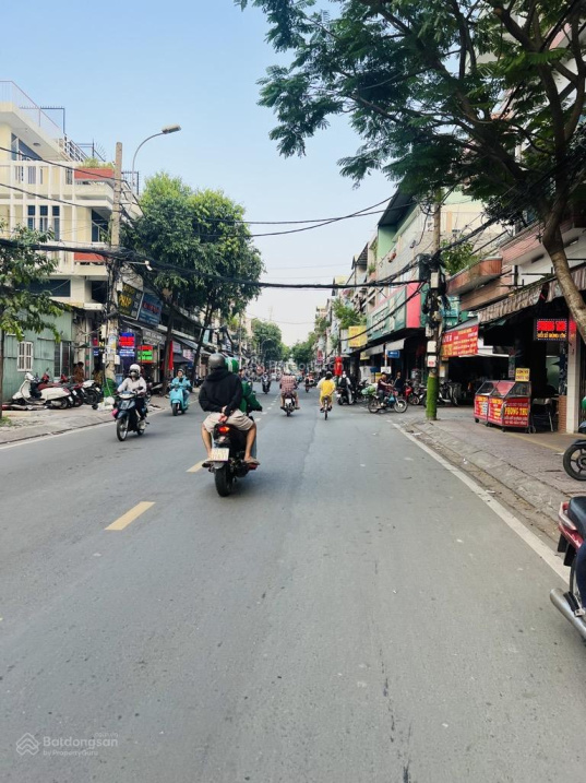 Mặt tiền 4 tầng Hưng Phú Quận 8 – kinh doanh sầm uất – ngay cầu Nguyễn Tri Phương