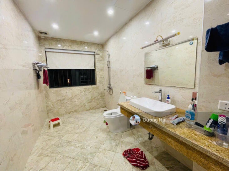 Bán nhà Nghĩa Đô – Hoàng Quốc Việt – DT 79m2 – MT 10m – Ô tô KDVP Cạnh Starlake
