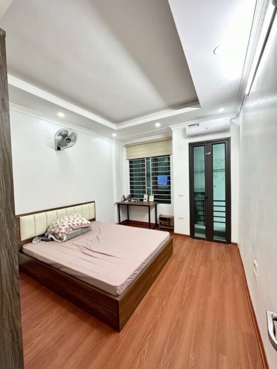 BÁN NHÀ ĐỊNH CÔNG THƯỢNG, HOÀNG MAI, 2 THOÁNG,VÀI BƯỚC Ô TÔ, 44M2, 8.55 TỶ(CTL)