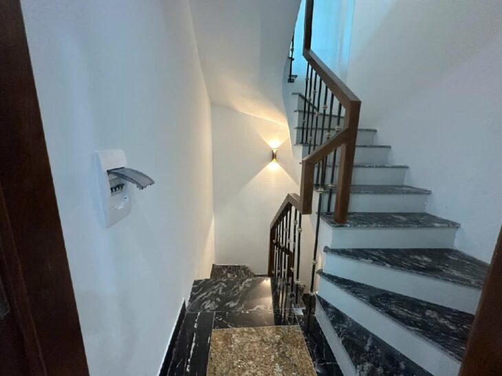 BÁN NHÀ TRƯƠNG ĐỊNH, HOÀNG MAI, NGÕ NÔNG, GẦN Ô TÔ, 35M2, 6.25 TỶ