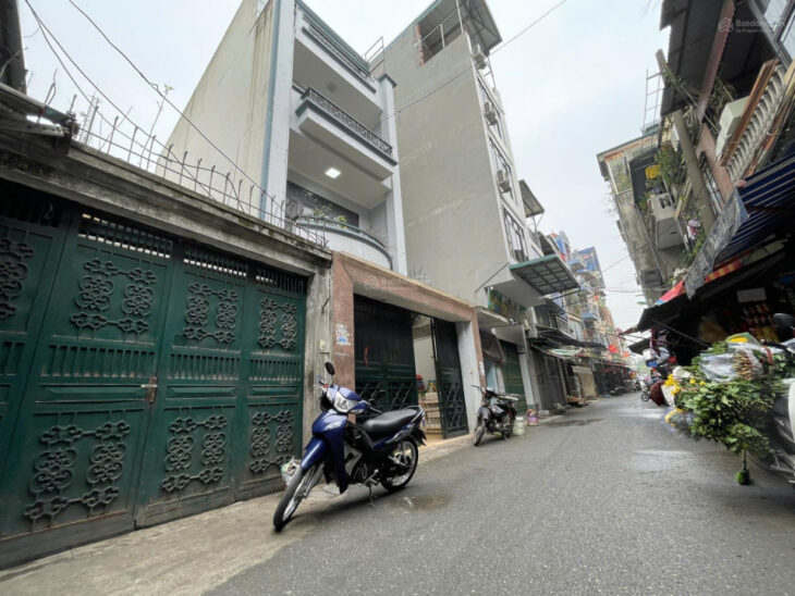 Hot!! Giá rẻ nhất Mặt Phố Quận Hai Bà Trưng KD, Ô Tô Tránh, 2 thoáng 82m2, MT: 5m Chỉ 20.8 tỷ