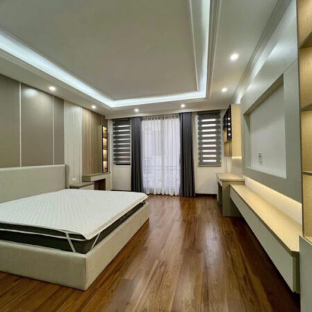 Bán Nhà Đường 800A Cầu Giấy Ô Tô Thang Máy Dt 48m2 8 tầng Giá 17,7Tỷ