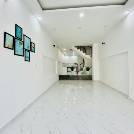 Hiếm, Hẻm xe hơi, khu phân lô, nhà mới ở ngay, 3 tầng, 3 phòng ngủ, Diện tích 64m2 chỉ 5.95 tỷ