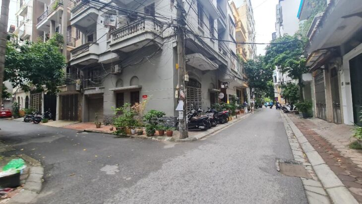 Cực hiếm phố Hoàng Cầu 33 tỷ 106m2, mặt tiền 6.5m lô góc ô tô kinh doanh ngay vườn hoa