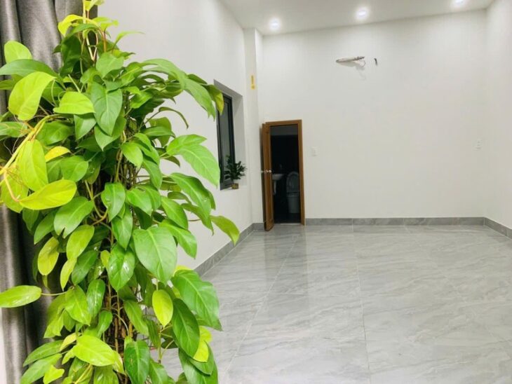 ♥ Nhà thẳng 25m ra MT Hoàng Diệu, 80m2, 3 tầng cứng, thoáng đẹp, 4.x tỷ