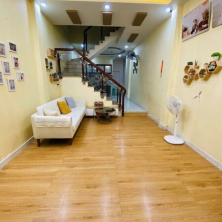 ♥ Nhà Kiệt thẳng ra MT Hoàng Diệu, thông thoáng, 93m2, 2 tầng, 3.x tỷ ♥ Nhà Kiệt thẳng ra MT Hoàng Diệu, thông thoáng, 93m2, 2 tầng, 3.x tỷ