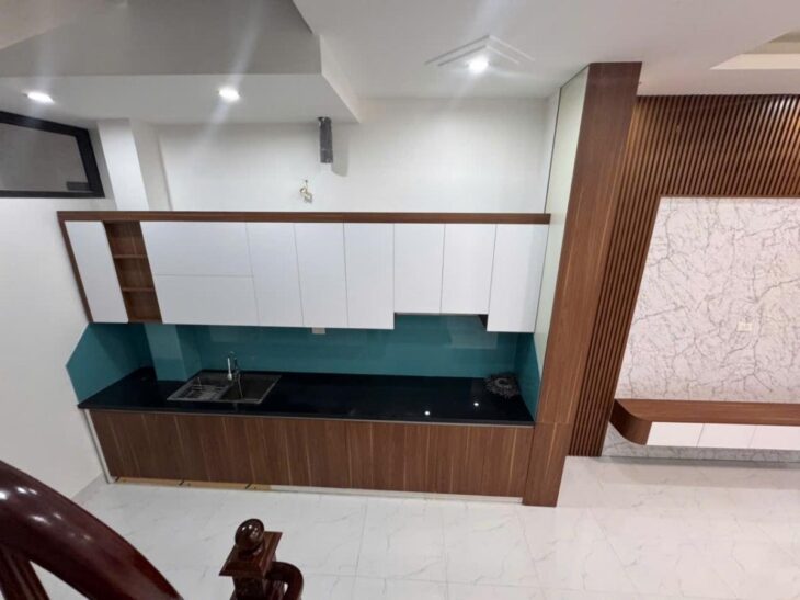Bán Nhà Đẹp Phố Chợ Tản Đà Hà Đông 32m 5T mt 3.5 Ô tô dừng 2 thoáng vĩnh viễn. 20m tới bệnh viện