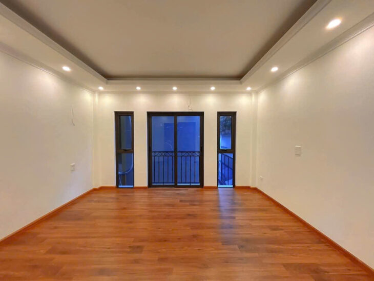 Nhà đẹp phố Kim Mã Thượng 35m2, 6T thang máy, MT4m lô góc 2 thoáng ngay Liễu Giai
