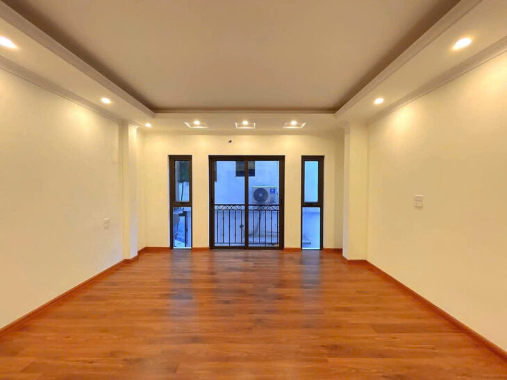 Nhà đẹp phố Kim Mã Thượng 35m2, 6T thang máy, MT4m lô góc 2 thoáng ngay Liễu Giai