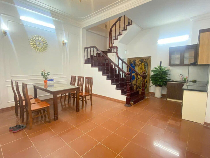 Bán nhà Ngõ 12 Đào Tấn 31m2, 5T, MT5m ô tô vào dân xây cực đẹp hiếm quận Ba Đình