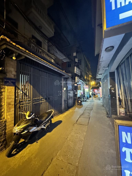 HIẾM NGUYỄN KHÁNH TOÀN 75m2 – 5 TẦNG, DÂN XÂY – LÔ GÓC – GARA Ô TÔ – Ô CHỜ THANG MÁY – 50M RA PHỐ