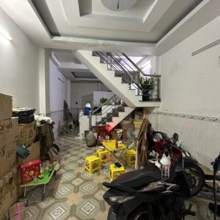 Bán nhà 44m², 2PN, 2WC, Lê Văn Quới, Bình Trị Đông, 4.5 tỷ, sổ hồng