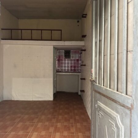 BÁN ĐẤT TẶNG NHÀ C4- Ngọc Thụy- Long Biên – ngõ rộng cách ô tô 10m-khu dân trí cao. -Vị trí nhà