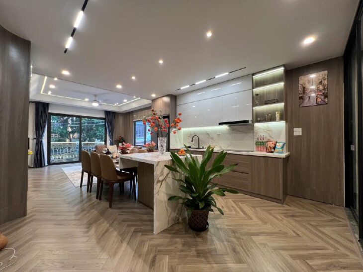 Bán nhà Bát khối vỉa hè hai ô tô tải tránh kinh doanh 7 tầng thang máy 80m mặt tiền 5.4m giá 15 tỷ 5