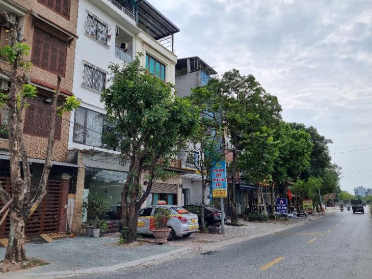 Bán nhà Bát khối vỉa hè hai ô tô tải tránh kinh doanh 7 tầng thang máy 80m mặt tiền 5.4m giá 15 tỷ 5