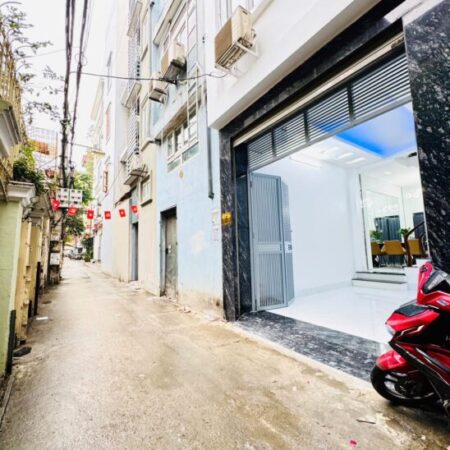 BÁN NHÀ TRUNG TÂM CẦU GIẤY Ô TÔ ĐỖ CỬA PHÂN LÔ NGÕ THÔNG THOÁNG NHÀ ĐẸP CHỈ 8,3 TỶ BÁN NHÀ TRUNG TÂM CẦU GIẤY Ô TÔ ĐỖ CỬA PHÂN LÔ NGÕ THÔNG THOÁNG NHÀ ĐẸP CHỈ 8,3 TỶ