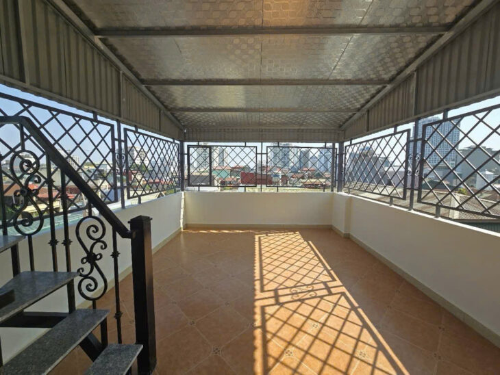 Bán nhà Phố Thái Hà, Nhà Mới Tinh, Ngõ Nông Gần Ô Tô, 38mx7T, Giá: 11.8 Tỷ, Lh: 0396935190.