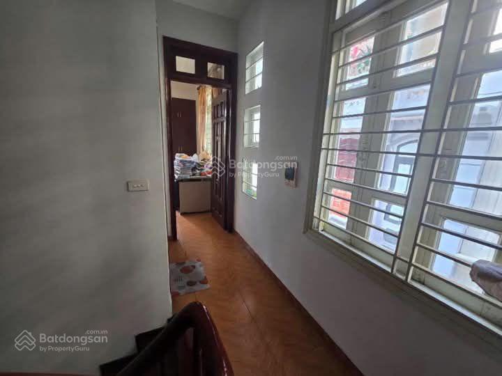 Siêu phẩm Hoàng Quốc Việt, quận Cầu Giấy, ngõ phân lô, ô tô, giáp phố, lô góc, 63m2* Mặt tiền: 5.8m