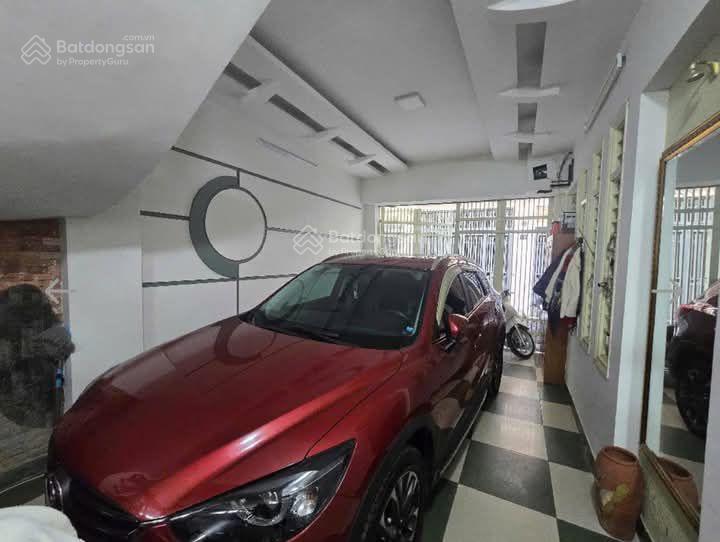 Siêu phẩm Hoàng Quốc Việt, quận Cầu Giấy, ngõ phân lô, ô tô, giáp phố, lô góc, 63m2* Mặt tiền: 5.8m