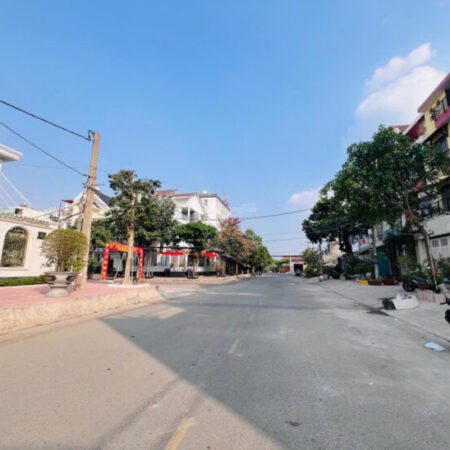 Đất mặt tiền lô góc 280m2 (15x20m) đường 20m quận 8 khu biệt thự xây tự do giá chỉ nhỉnh 12 tỷ Đất mặt tiền lô góc 280m2 (15x20m) đường 20m quận 8 khu biệt thự xây tự do giá chỉ nhỉnh 12 tỷ
