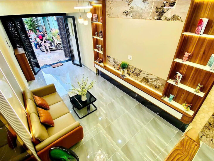 Nhanh tay còn kịp ae ơi,Nhà cực đẹp, Chỉ 4.45 Tỏi.