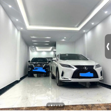 Bán nhà 8 tầng phố Hoàng Quốc Việt 60m2, phân lô ô tô, thang máy, 2 thoáng, giá 21.5 tỷ.