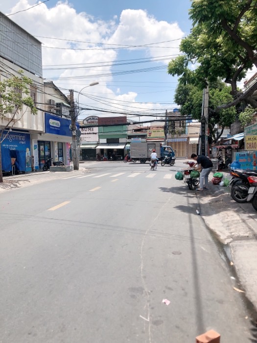 Mặt tiền hẻm 219 Tạ Quang Bửu 4×22 nở hậu 6 chỉ 12 tỷ 7