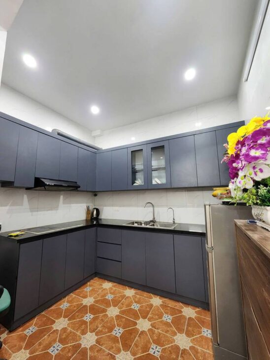 BÁN NHÀ ĐƯỜNG LÁNG ĐỐNG ĐA NHÀ ĐẸP Ở LUÔN GẦN PHỐ THÔNG THOÁNG 5,8 TỶ