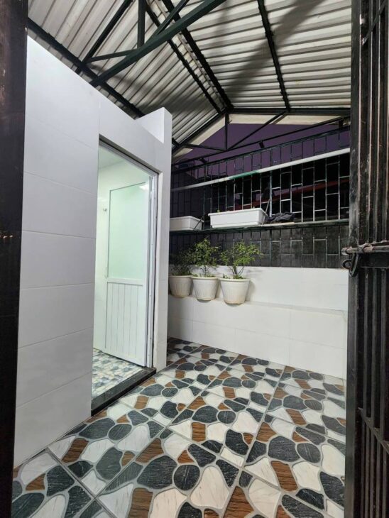 BÁN NHÀ ĐƯỜNG LÁNG ĐỐNG ĐA NHÀ ĐẸP Ở LUÔN GẦN PHỐ THÔNG THOÁNG 5,8 TỶ