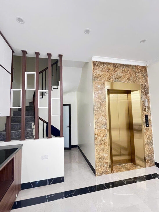 CẦU GIẤY – 40M2 – 6 TẦNG THANG MÁY – LÔ GÓC – MT 4.3M – NGÕ THÔNG – CHỈ 10.9 TỶ
