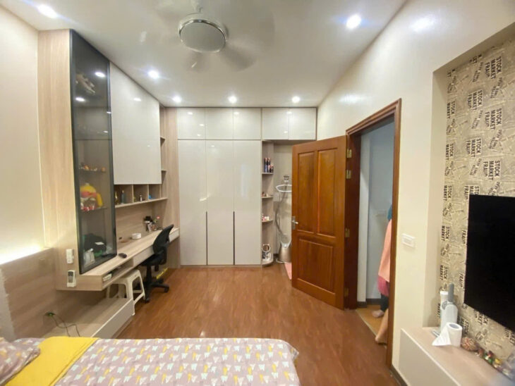 80M RA MẶT PHỐ LẠC LONG QUÂN – 90M2 – 4 TẦNG – MT 5M – GARA 2 Ô TÔ – CHỈ 27 TỶ