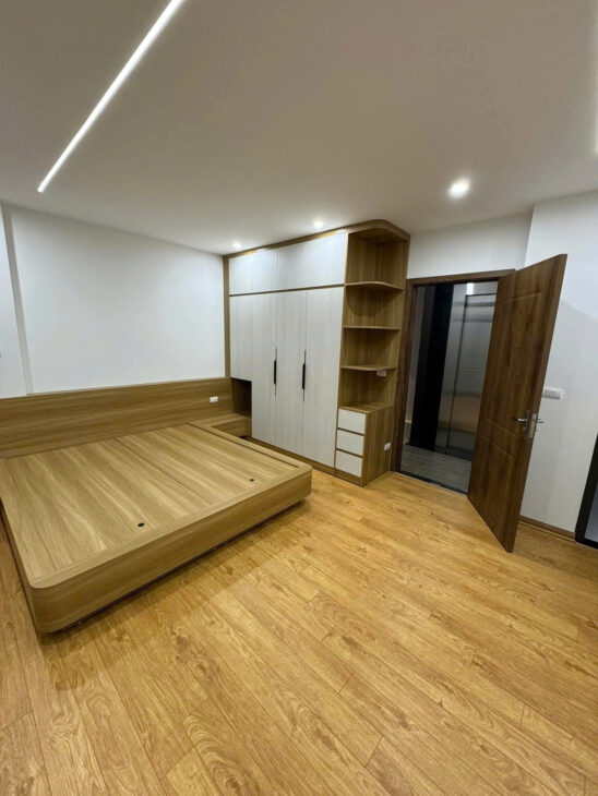 THÁI HÀ – ĐỐNG ĐA – Ô TÔ – LÔ GÓC – 35M2 – 6 TẦNG THANG MÁY – MT 5.7M – 11.6 TỶ (CÓ TL)